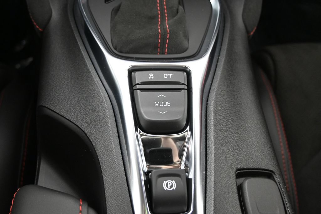 Used 2023 Chevrolet Camaro ZL1 RWD image 34