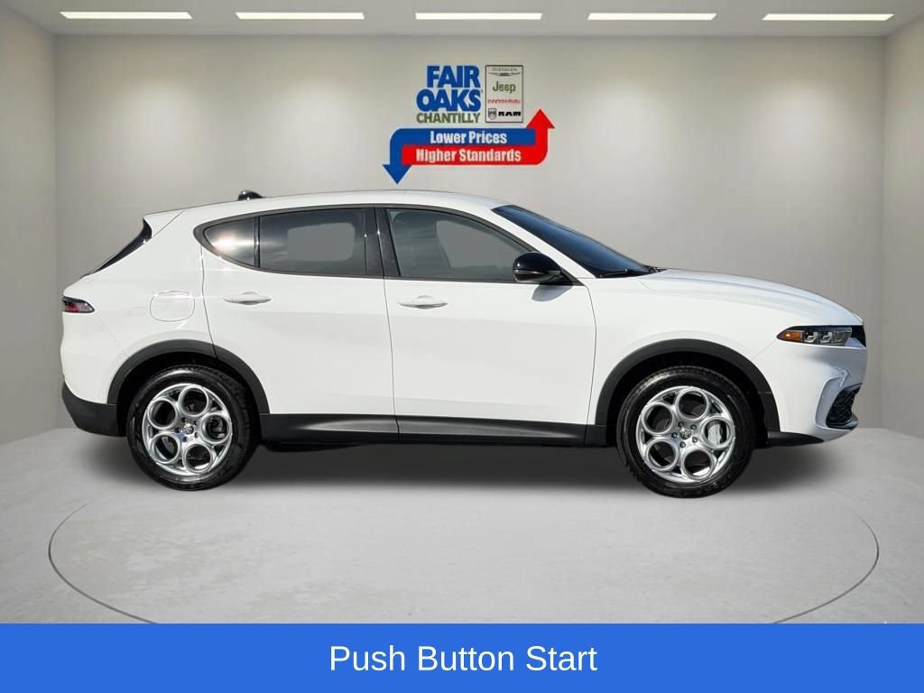 Used 2024 Alfa Romeo Tonale Sprint AWD/4WD image 6