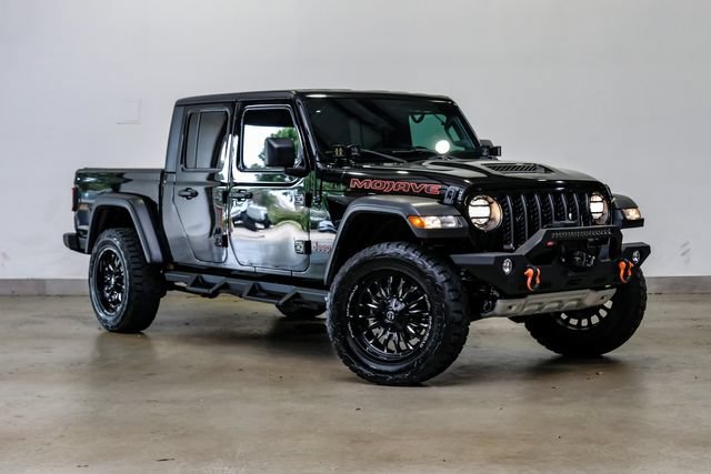 Used 2022 Jeep Gladiator Mojave AWD/4WD image 4