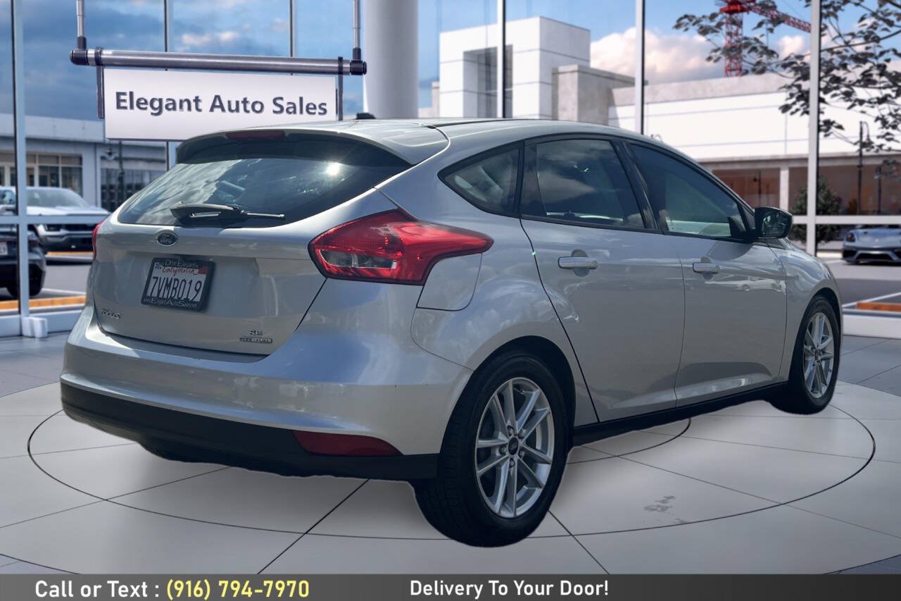 Used 2016 Ford Focus SE FWD image 5