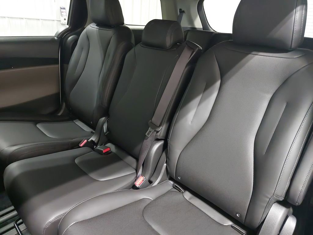 New 2026 Kia Carnival LXS image 15