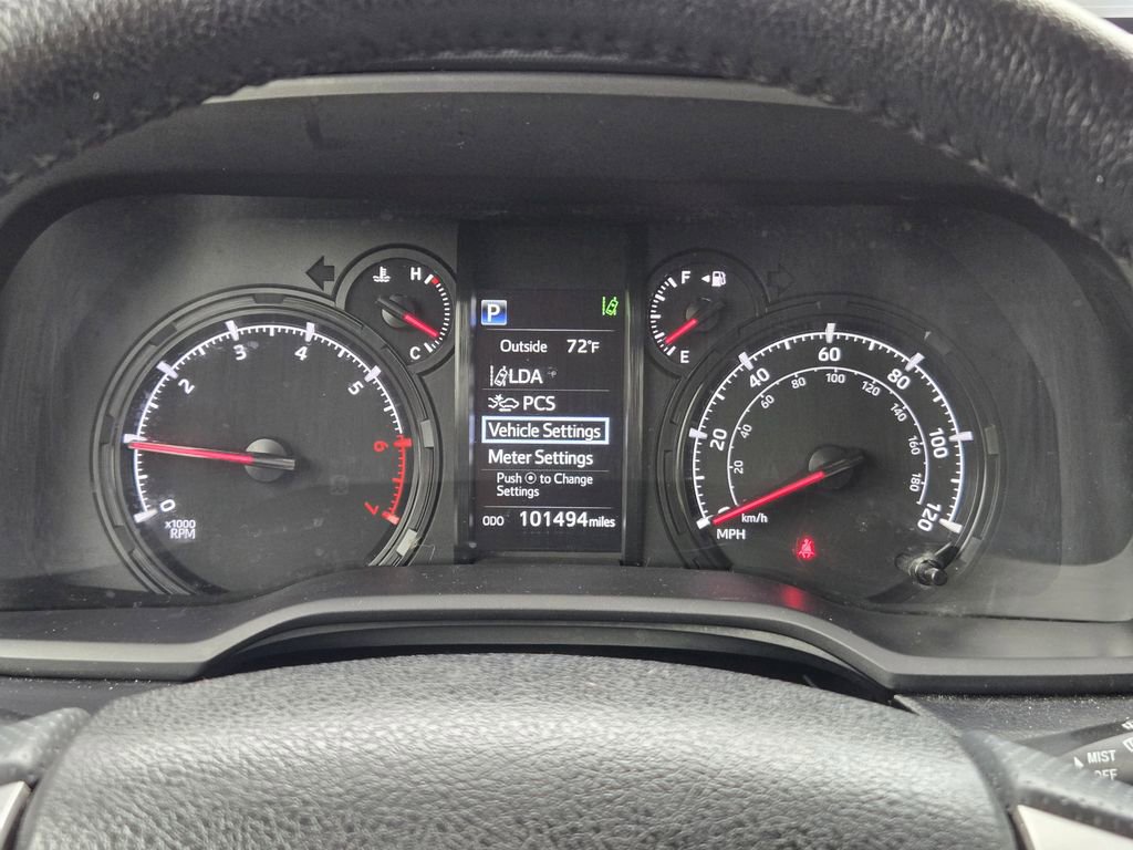 Used 2021 Toyota 4Runner SR5 AWD/4WD image 10
