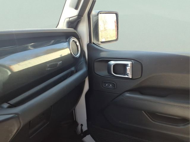 Used 2022 Jeep Wrangler Unlimited Sahara image 20