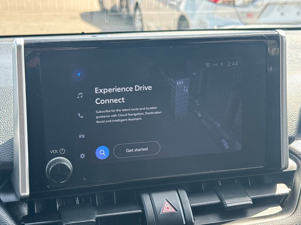 Used 2024 Toyota RAV4 XLE AWD/4WD image 22