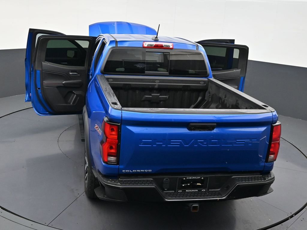 Used 2023 Chevrolet Colorado Z71 w/ Z71 Convenience Package 2 image 32