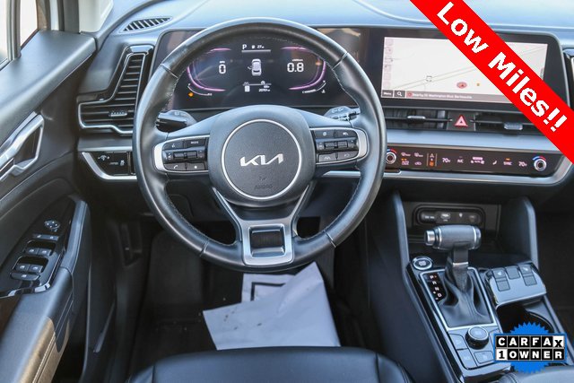 Used 2024 Kia Sportage EX image 17