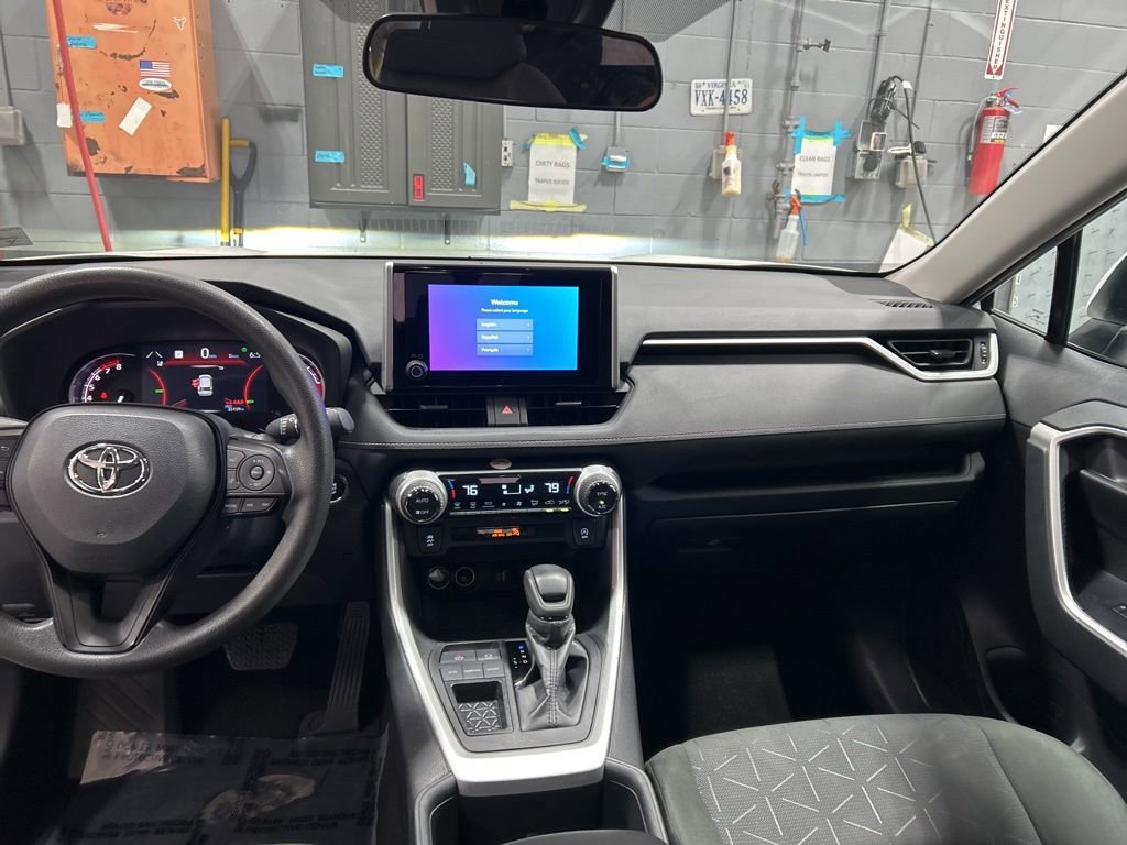 Used 2024 Toyota RAV4 XLE image 20