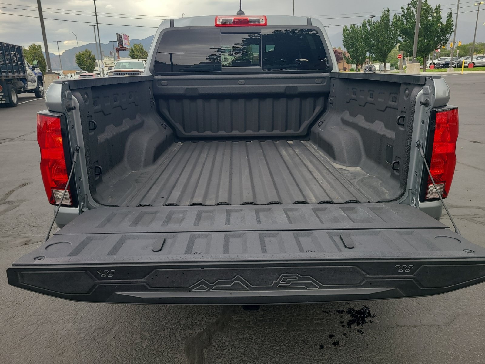 New 2025 Chevrolet Colorado W/T w/ WT Custom Package AWD/4WD image 33