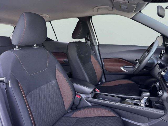 Used 2024 Nissan Kicks SR FWD image 48