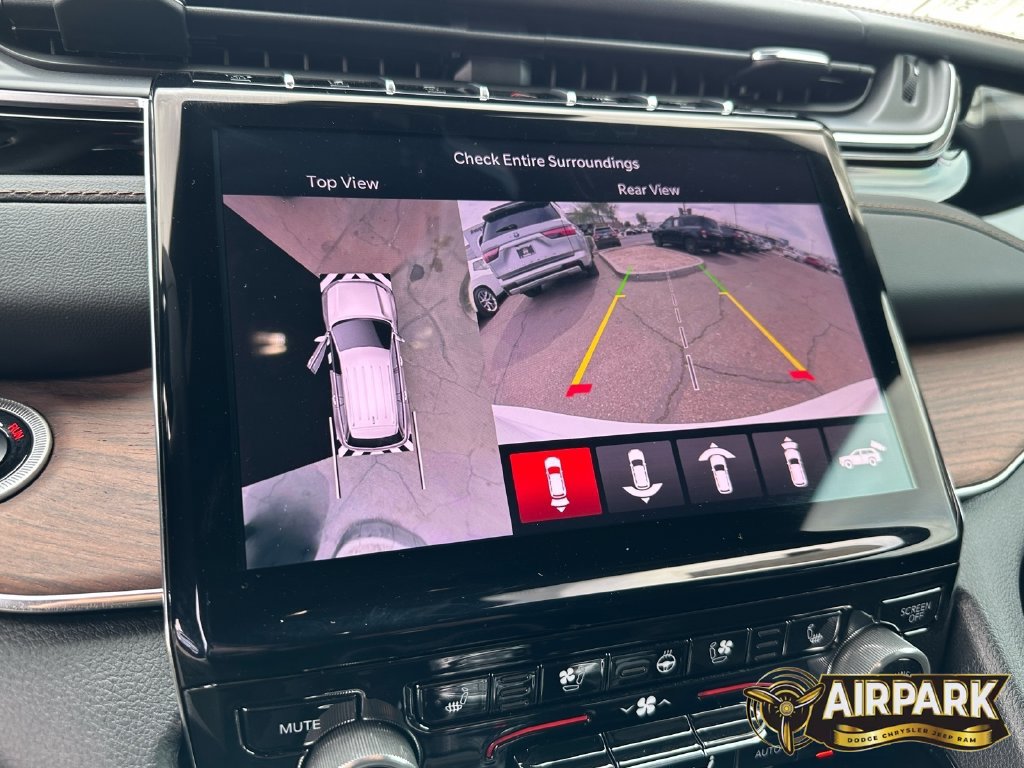 New 2025 Jeep Grand Cherokee Summit w/ Adv Protech Group IV AWD/4WD image 22