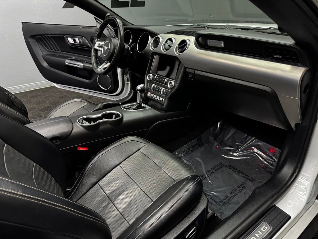 Used 2019 Ford Mustang Premium RWD image 45