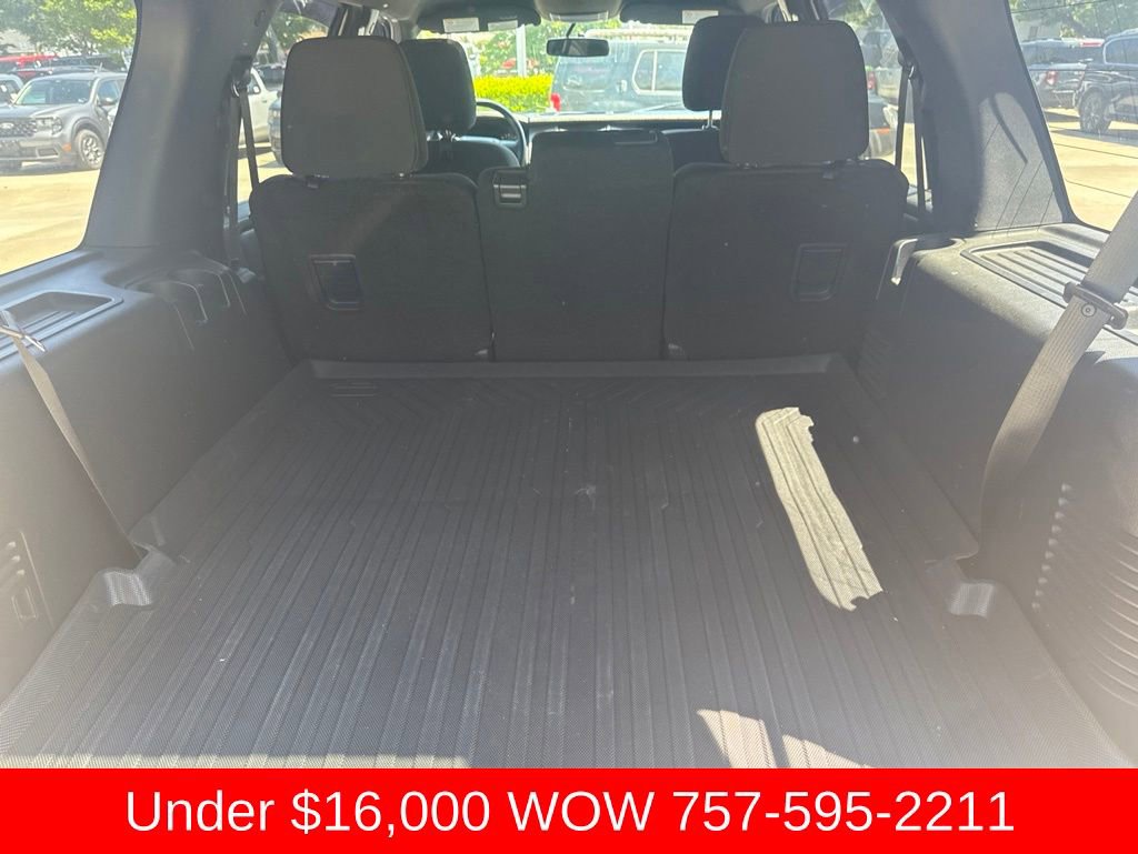 Used 2017 Ford Expedition XLT AWD/4WD image 14