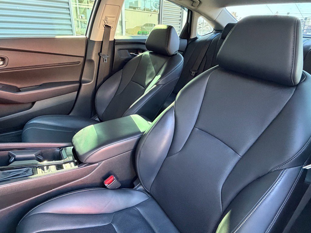 Used 2023 Honda Accord EX-L image 12