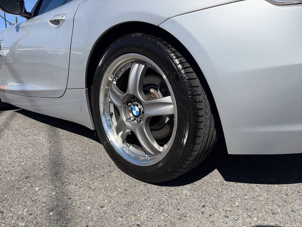 Used 2009 BMW Z4 sDrive35i RWD image 4