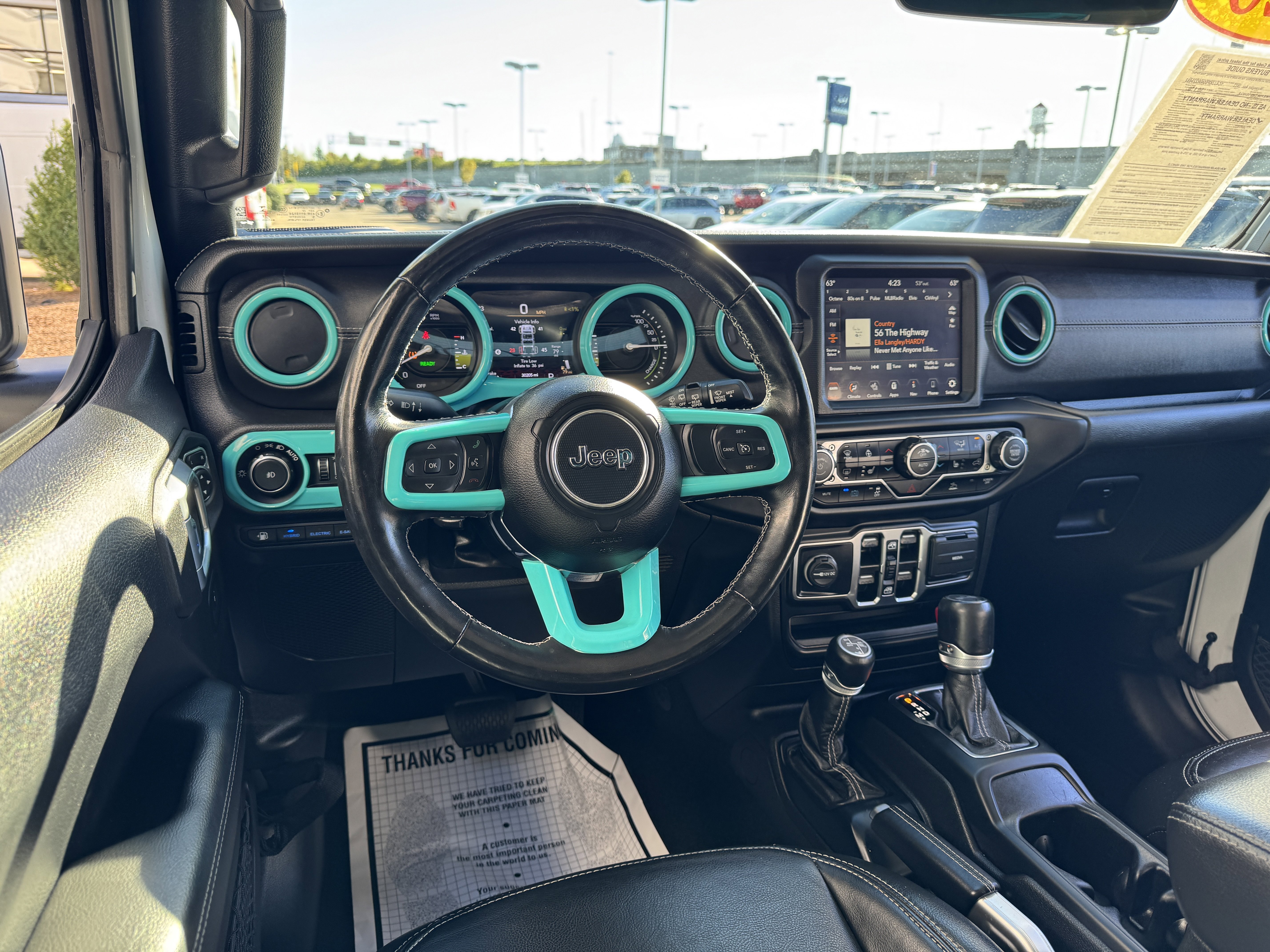 Used 2022 Jeep Wrangler Unlimited Sahara w/ Cold Weather Group image 30