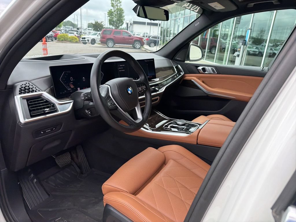 Used 2024 BMW X5 sDrive40i w/ Premium Package RWD image 17