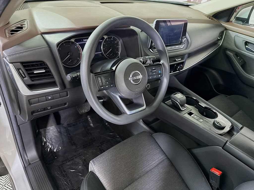 Certified 2023 Nissan Rogue SV AWD/4WD image 17