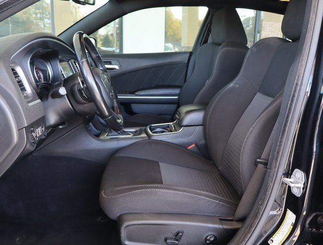 Used 2020 Dodge Charger GT image 12