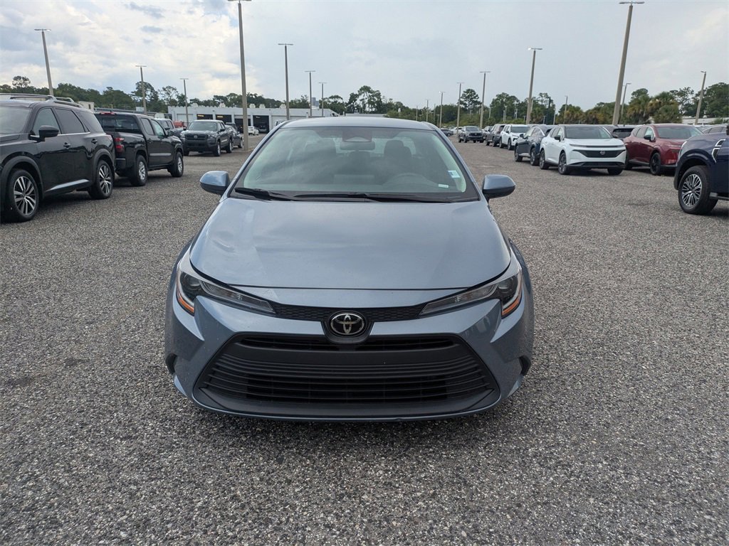 Used 2023 Toyota Corolla LE image 8