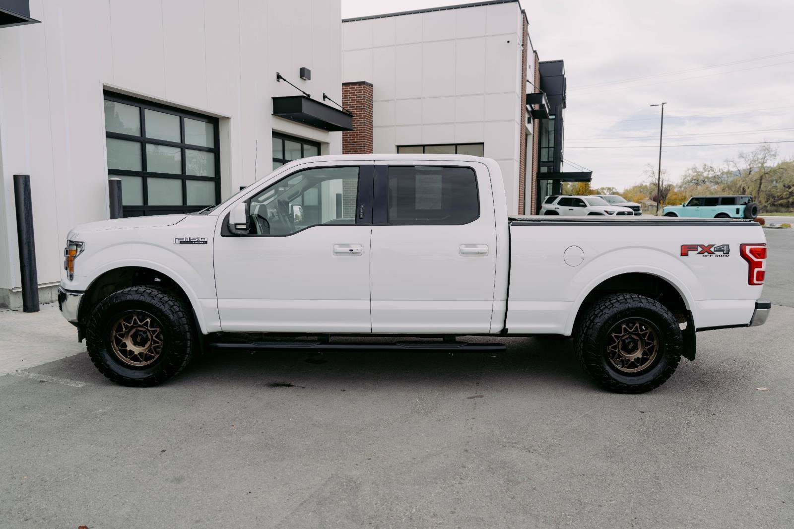 Used 2019 Ford F150 Lariat w/ FX4 Off-Road Package image 4