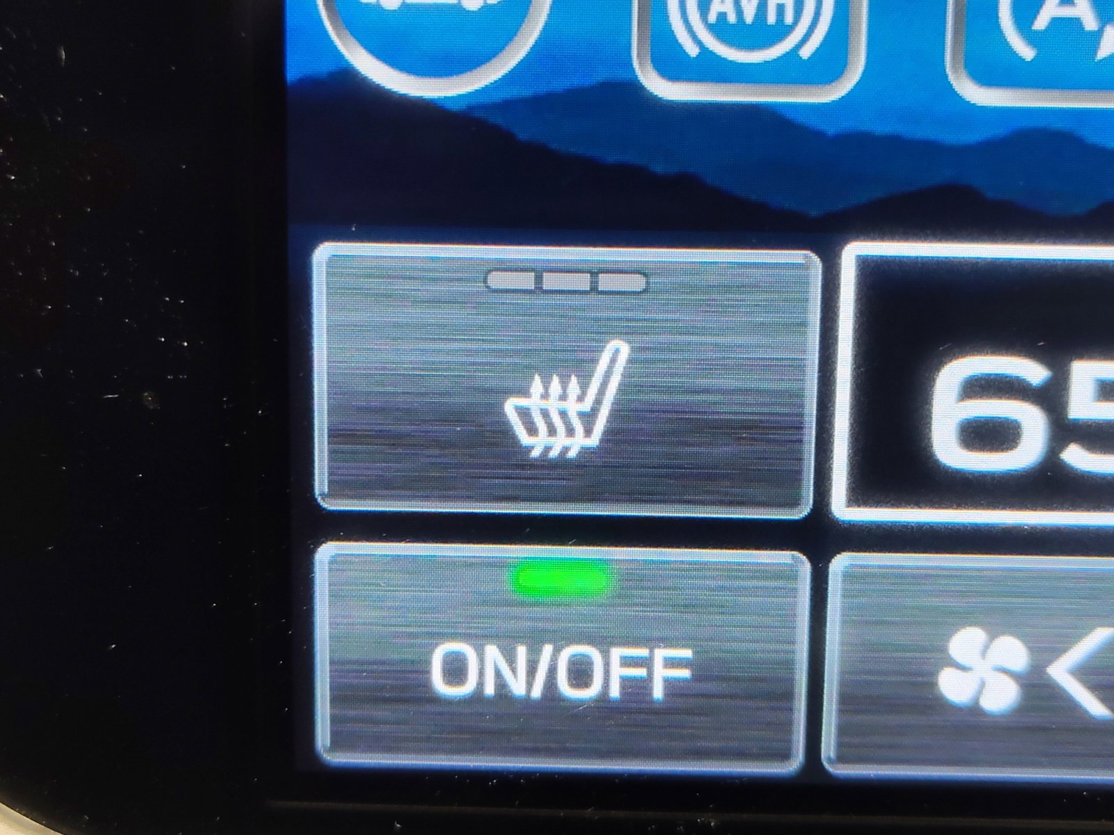 Used 2025 Subaru Outback Premium w/ Popular Package #1A AWD/4WD image 4