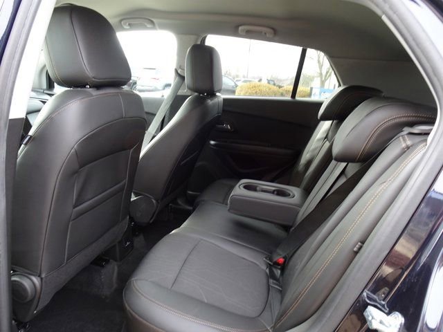 Certified 2022 Chevrolet Trax LT w/ LT Convenience Package image 14