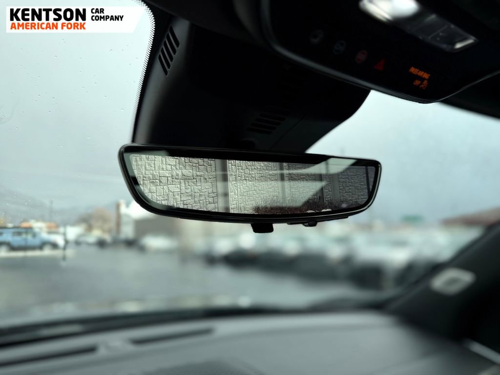 Used 2024 GMC Acadia Denali w/ Super Cruise Package image 32