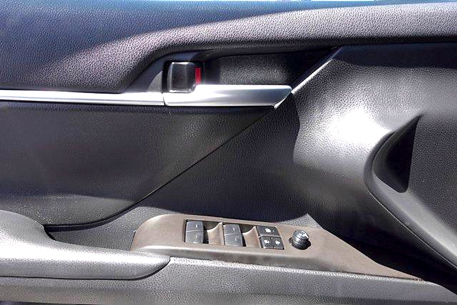 Certified 2024 Toyota Camry SE w/ Convenience Package FWD image 11