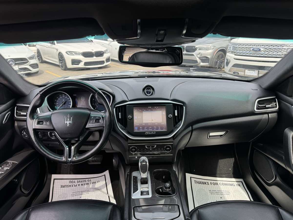 Used 2016 Maserati Ghibli RWD image 22