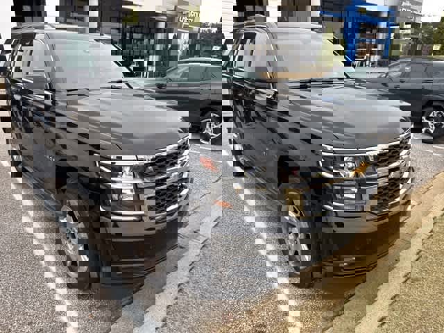 Used 2017 Chevrolet Tahoe LT image 3