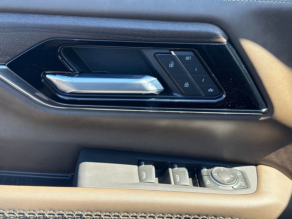 New 2026 GMC Yukon XL Denali Ultimate image 16