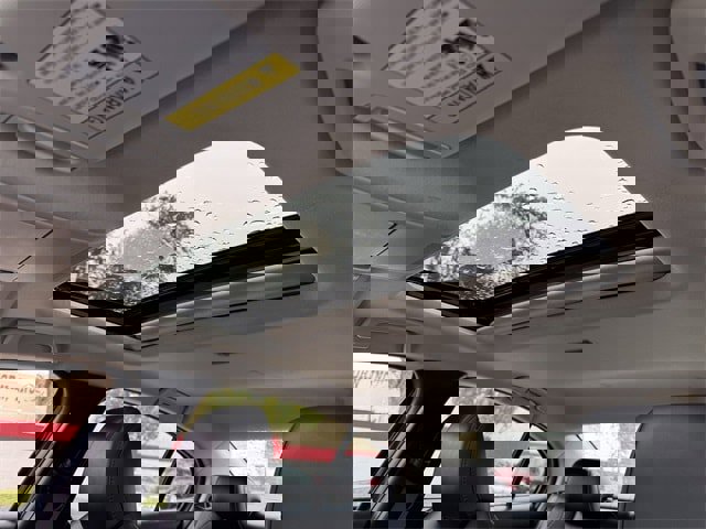 Used 2024 MAZDA MAZDA3 s image 26