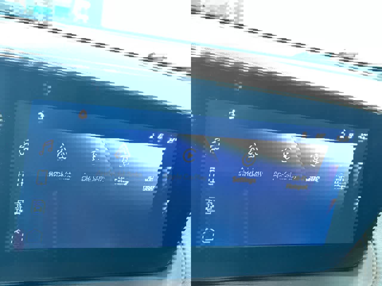 Used 2025 Buick Encore GX Preferred image 24