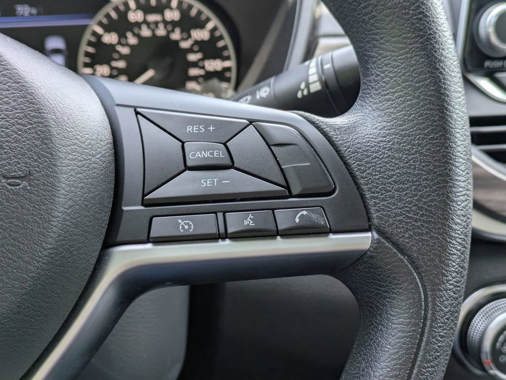 Used 2024 Nissan Altima 2.5 SV image 23