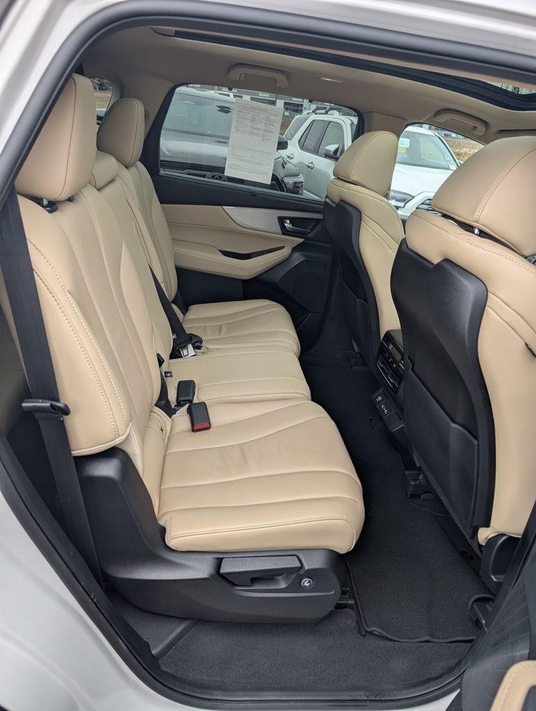 Used 2023 Acura MDX SH-AWD w/ Technology Package image 19