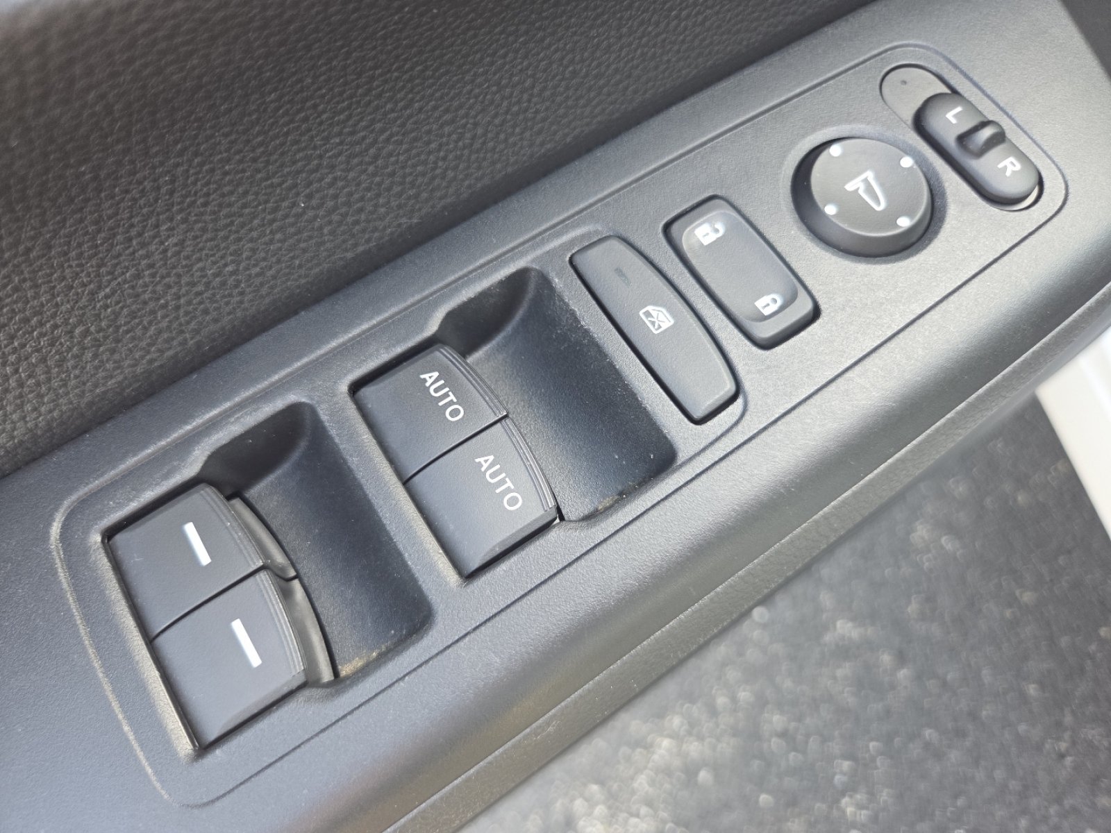 Certified 2024 Honda CR-V Sport image 31