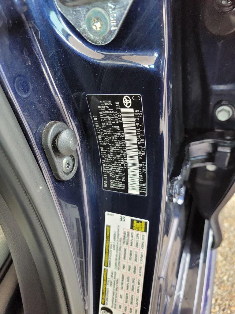 Used 2025 Toyota Corolla LE FWD image 22