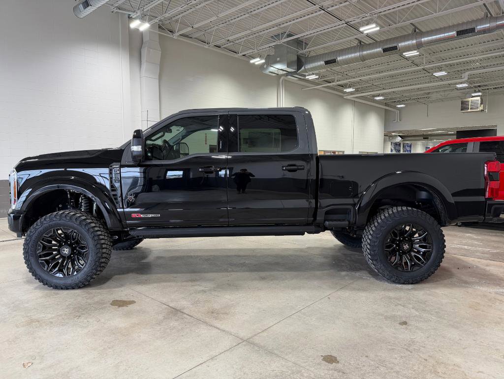 New 2026 Ford F250 Lariat w/ Black Appearance Package image 9
