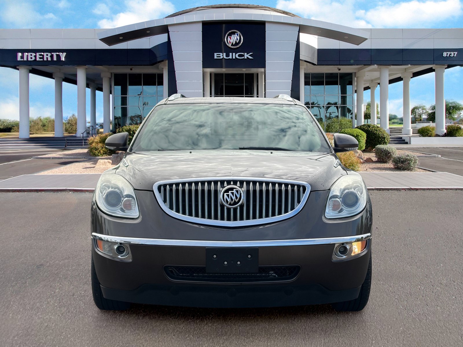 Used 2011 Buick Enclave CXL FWD image 5