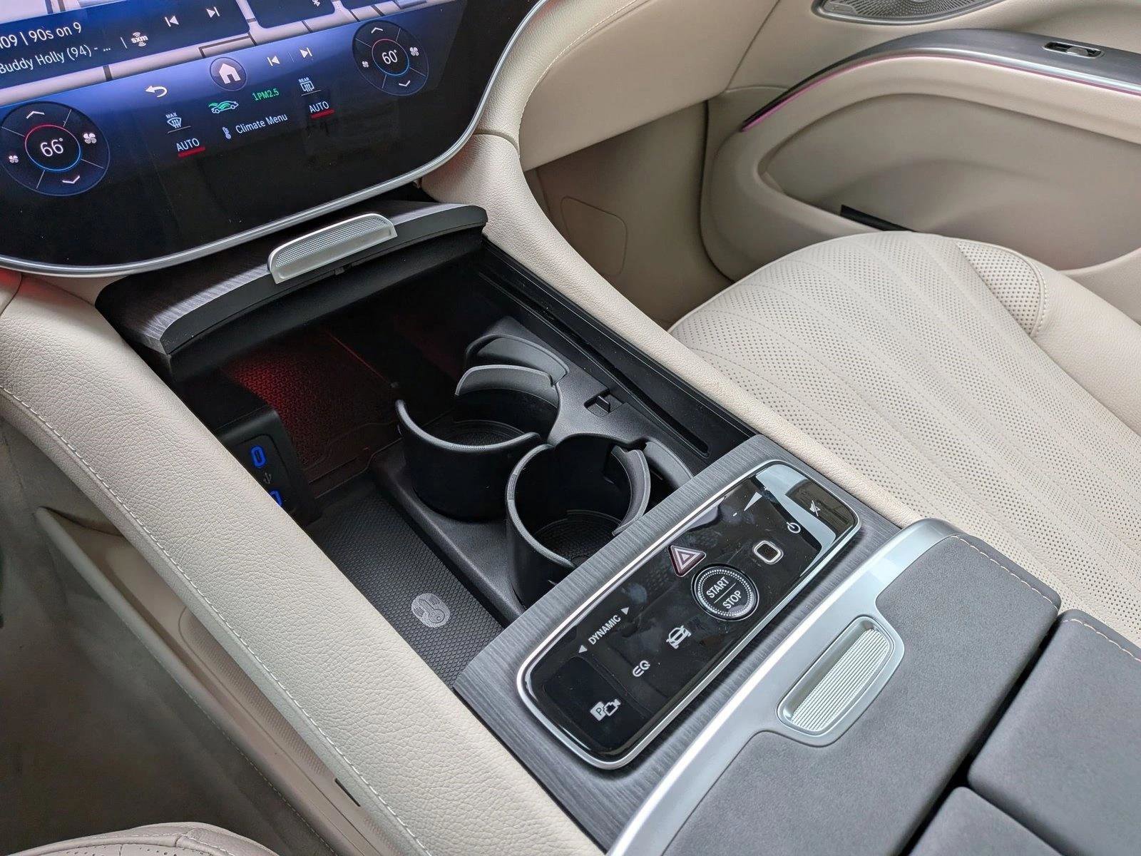 New 2026 Mercedes-Benz EQS 400 4MATIC SUV image 12