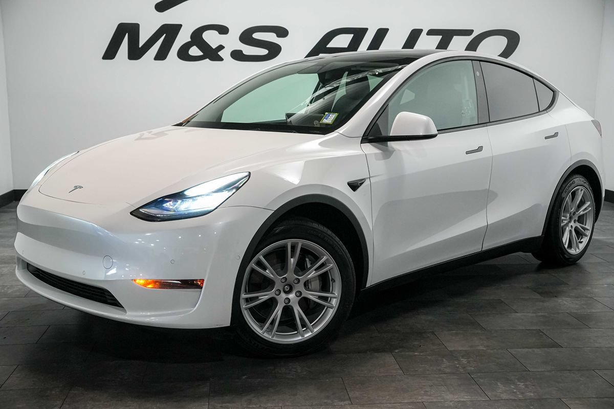 Used 2021 Tesla Model Y Long Range AWD/4WD image 2