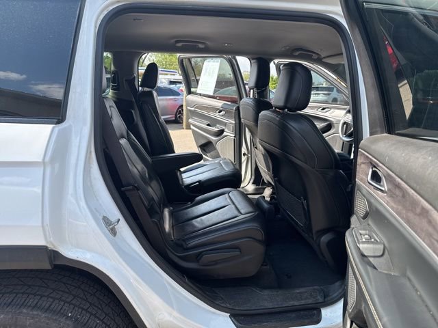 Used 2022 Jeep Grand Cherokee L Limited AWD/4WD image 12
