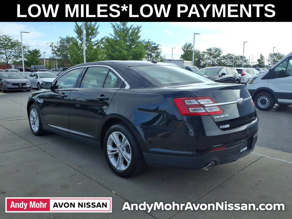 Used 2018 Ford Taurus SE FWD image 6