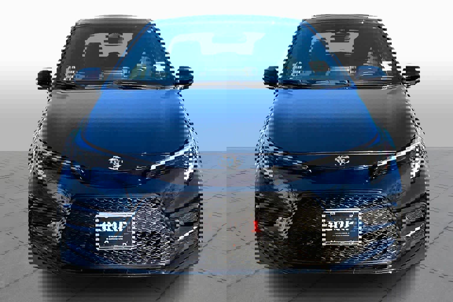 Certified 2023 Toyota Corolla SE w/ SE Premium Package image 4