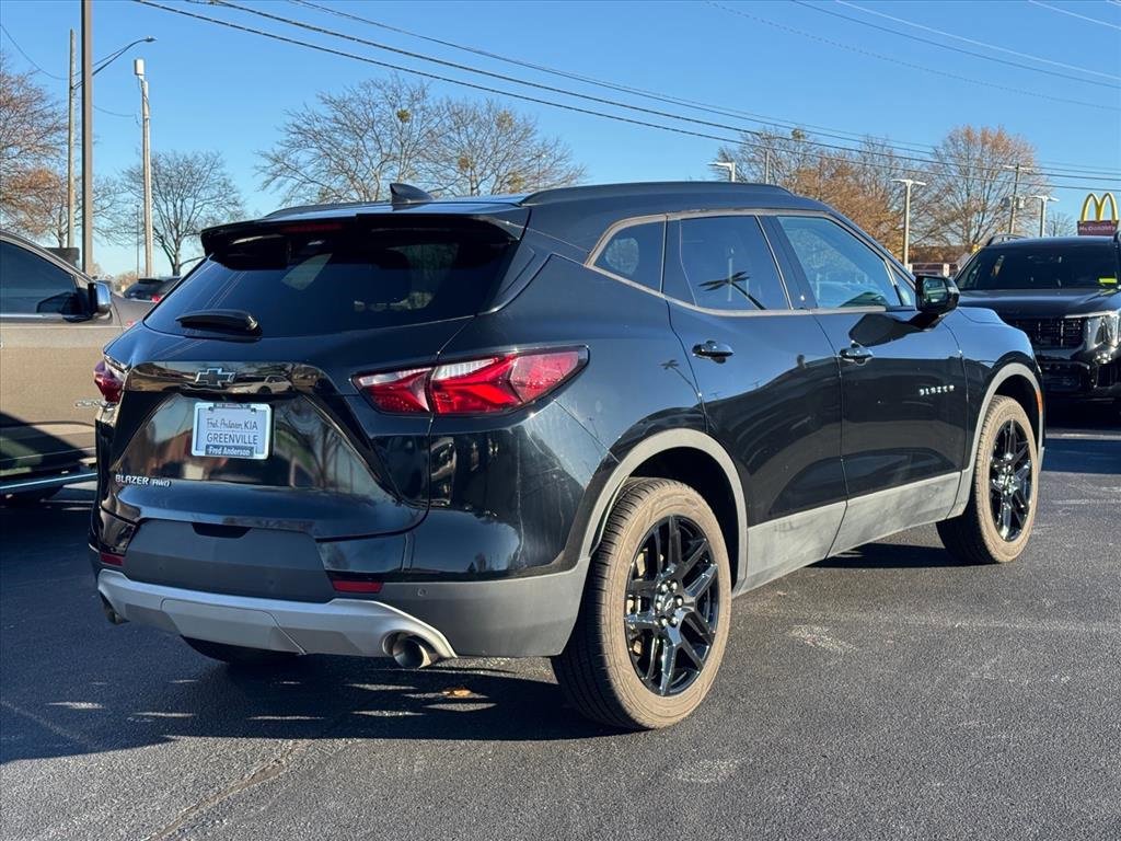 Used 2022 Chevrolet Blazer LT image 3