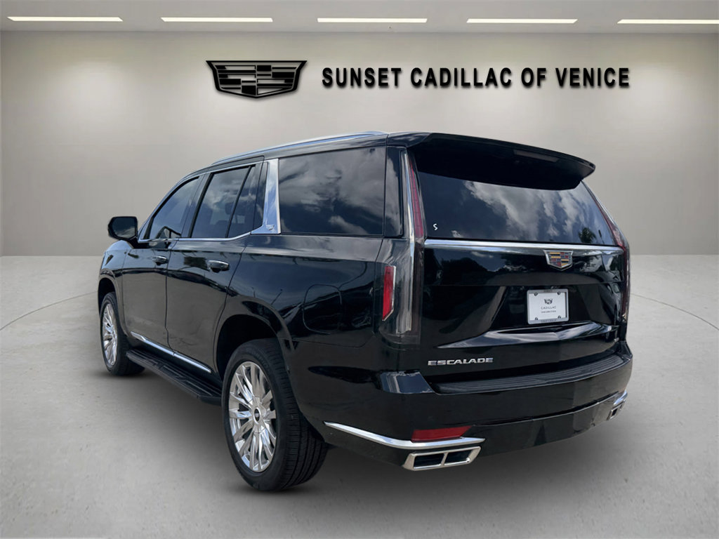 Used 2022 Cadillac Escalade Premium Luxury RWD image 5