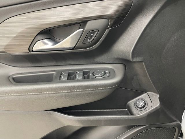 Certified 2022 GMC Terrain SLE w/ Driver Convenience Package image 12