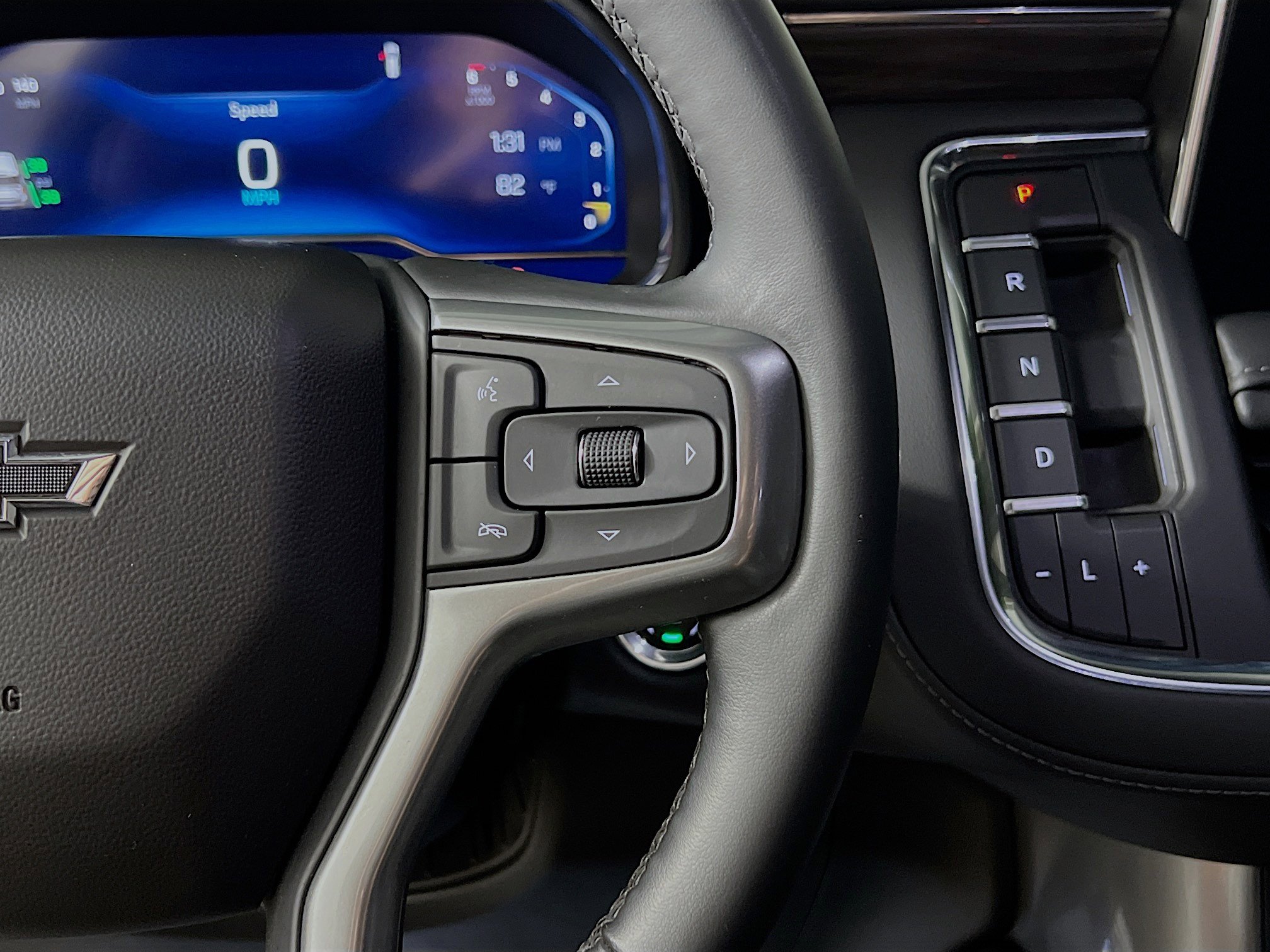 Used 2023 Chevrolet Tahoe Z71 w/ Luxury Package image 20