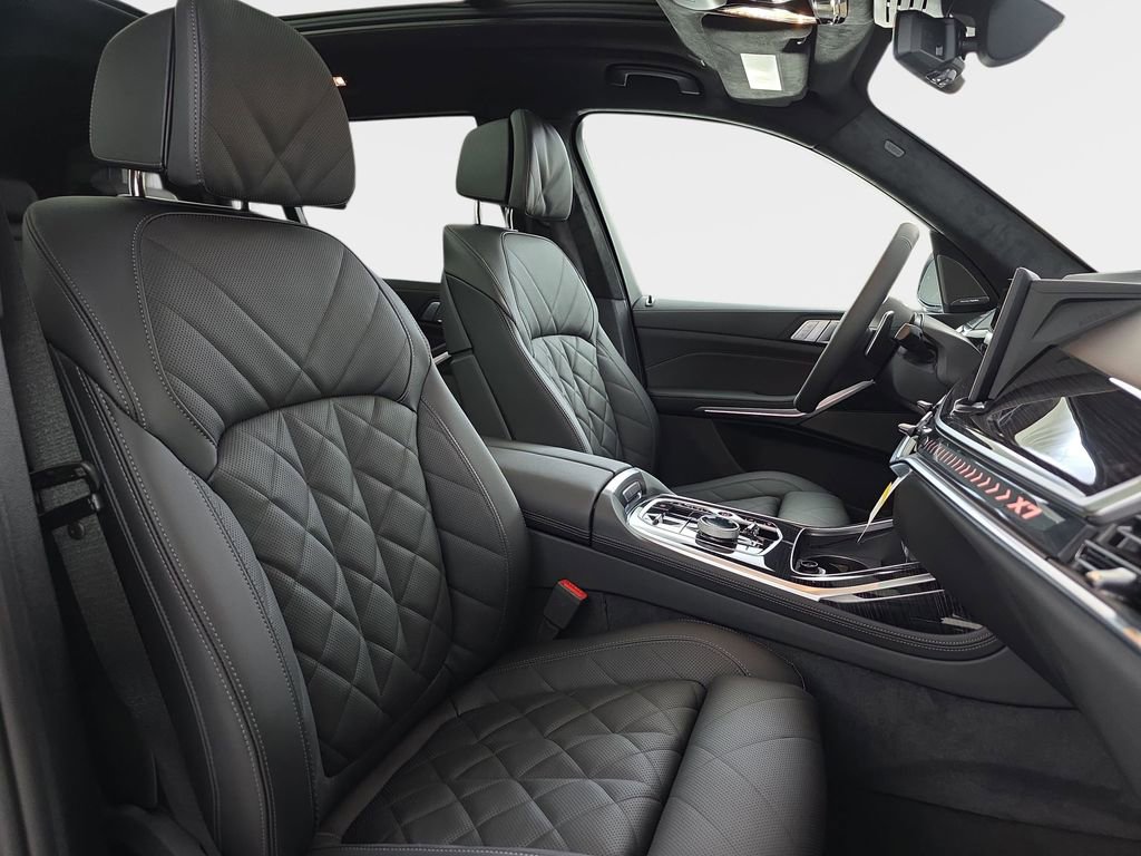 New 2026 BMW X7 xDrive40i image 9
