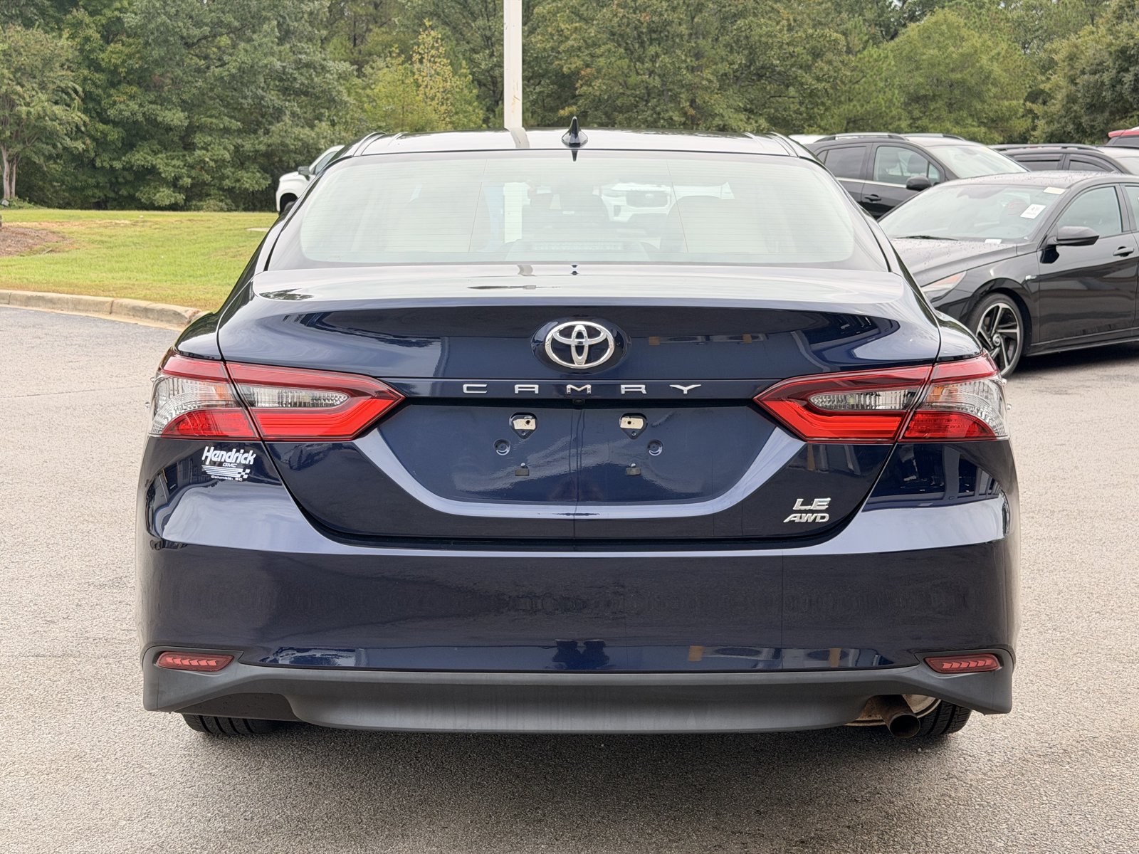 Used 2022 Toyota Camry LE AWD/4WD image 11